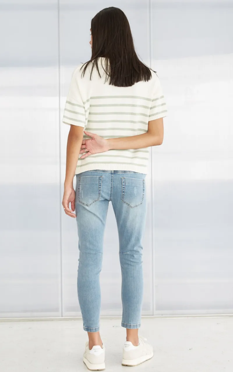 active_pearl_embellished__2.webp Dricoper Active Pearl Embellished Jeans^ Jeans