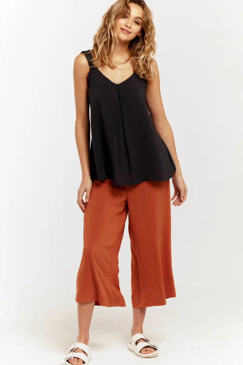 jenna_top_2.webp Betty basics Jenna Top^ Tops