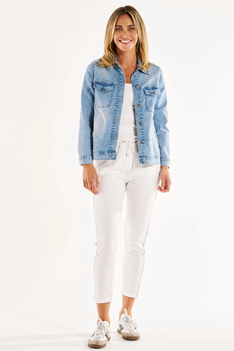mayfair_denim_jacket_0.webp Betty basics Mayfair Denim Jacket^ Jackets